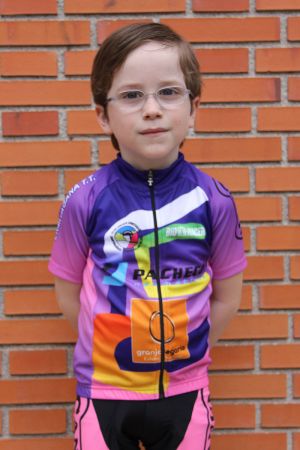 Adrián Gurpegui - Club ciclista Ermitagaña - Categoría Escuelas 2016